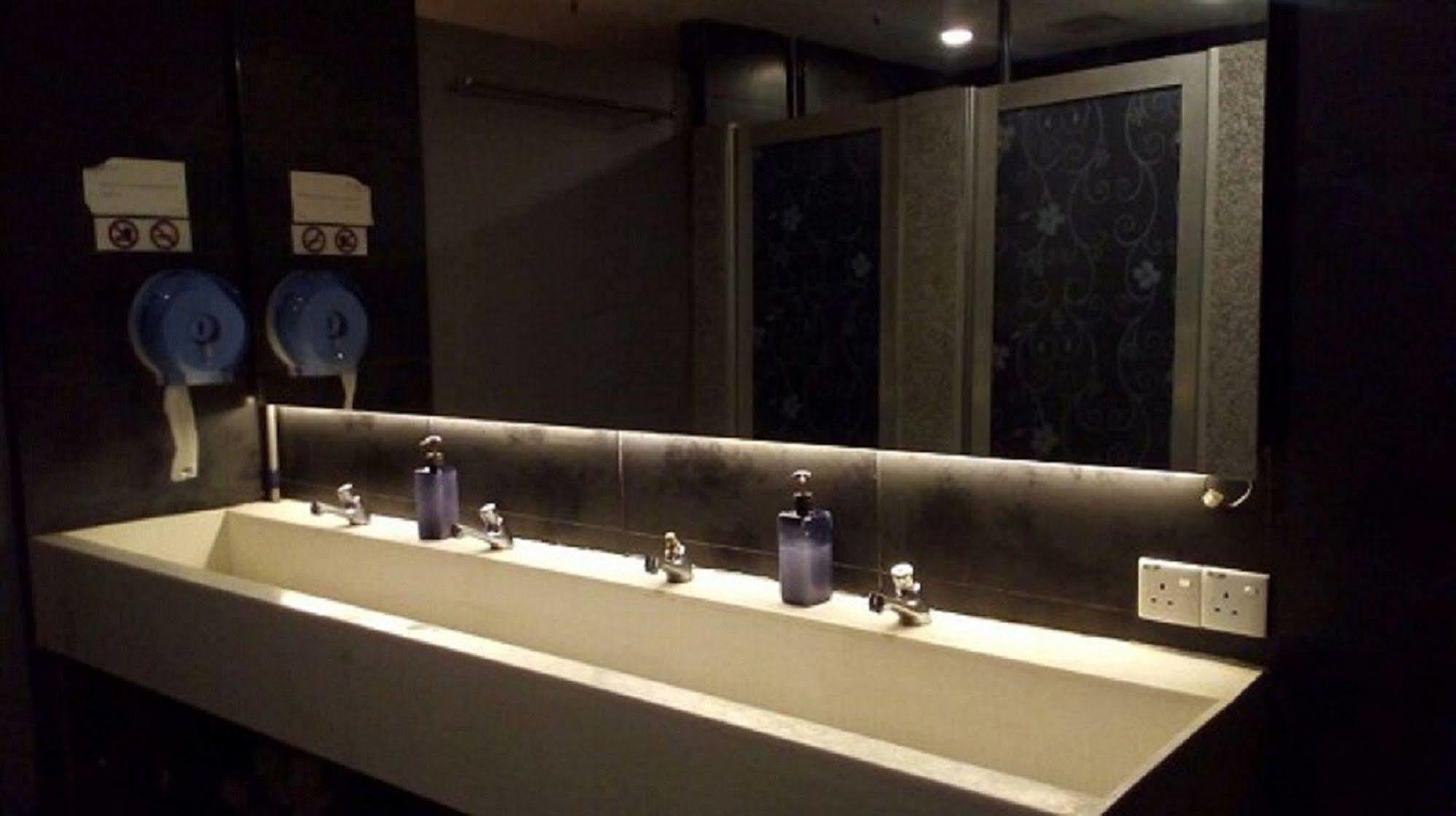 Ufo Capsule Hotel Kuala Lumpur Dış mekan fotoğraf